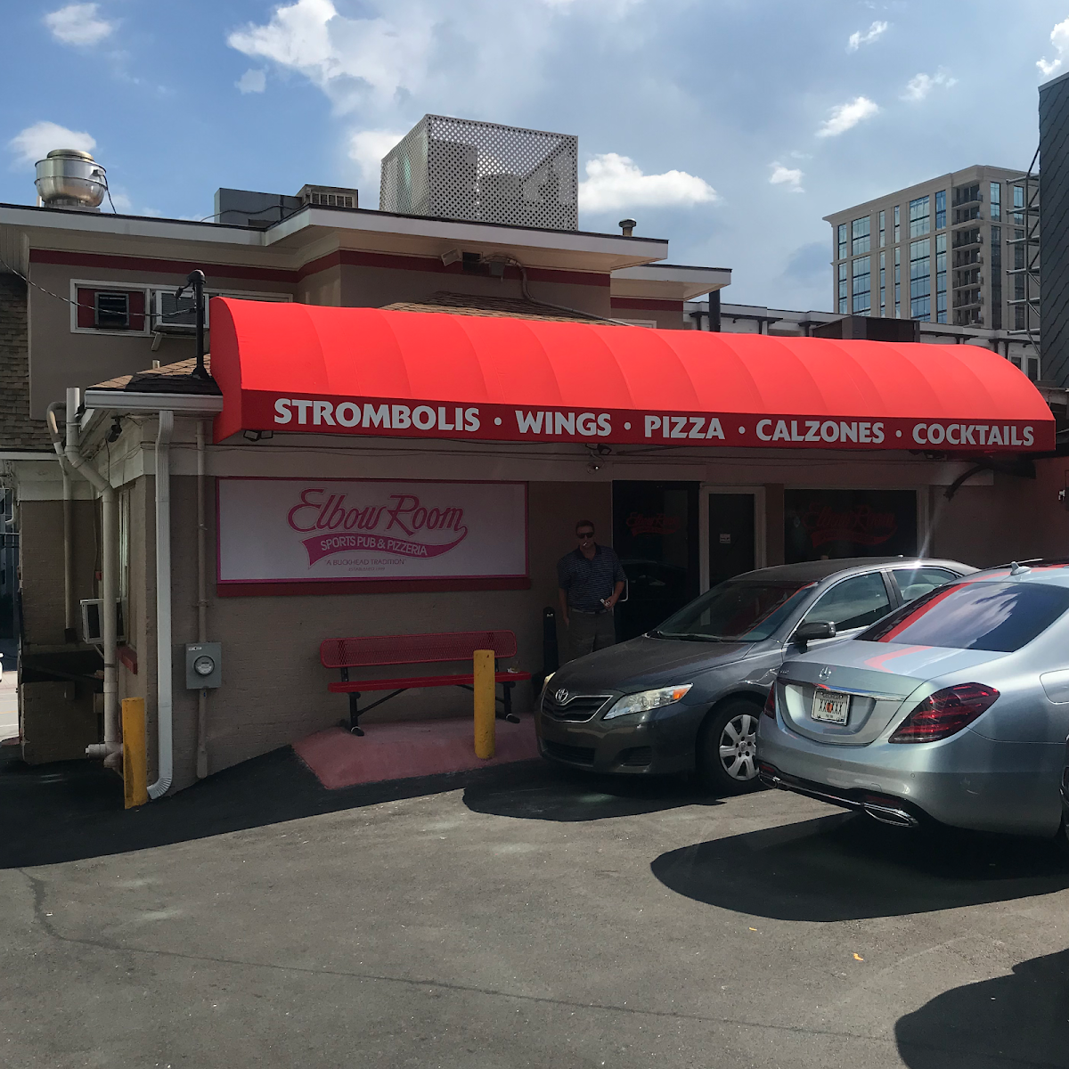 Elbow Room Bar